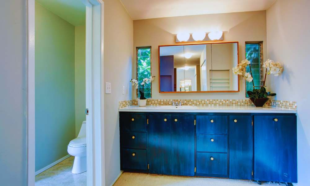 How To Paint A Bathroom Vanity: A Simple DIY Guide